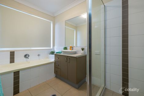 Property photo of 3 Agnes Place Redbank Plains QLD 4301