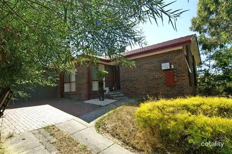 11 Singleton Dr, Endeavour Hills, VIC 3802