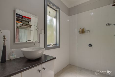 Property photo of 4 Tymon Road Cockatoo VIC 3781