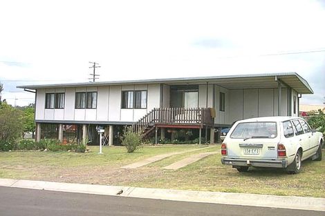 2 Rose St, Yamanto, QLD 4305