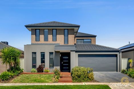 Property photo of 8 Macpherson Circuit Cranbourne East VIC 3977