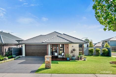 153 Bradley St, Glenmore Park, NSW 2745