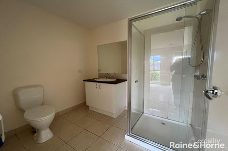 Property photo of 2/4 Jade Way Hillside VIC 3037