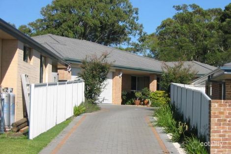 25 Undara Cct, Forster, NSW 2428