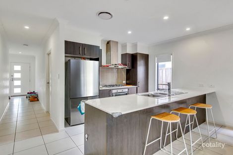 Property photo of 14 Flinders Circuit Fitzgibbon QLD 4018