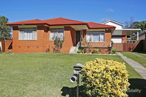 19 Raymond Ave, Campbelltown, NSW 2560