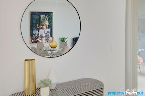 Property photo of 16/1-2 Harvey Place Toongabbie NSW 2146