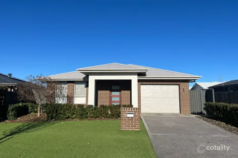 17 Bradford Cct, Dubbo, NSW 2830