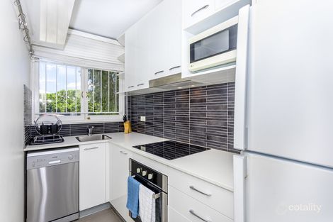 Property photo of 1/25 Upper Clifton Terrace Red Hill QLD 4059