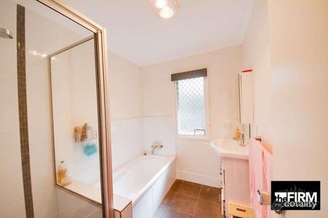 Property photo of 2 Ranger Street Kenmore QLD 4069