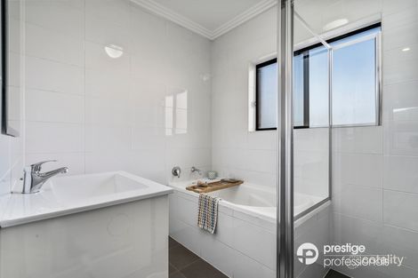 Property photo of 6/29 Ikara Crescent Moorebank NSW 2170