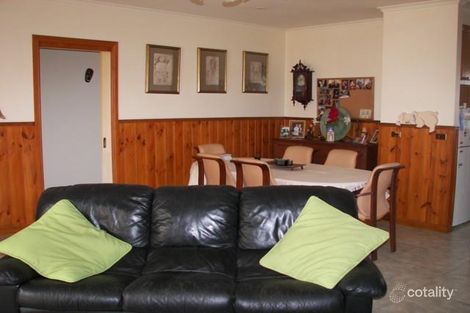 Property photo of 21 Falcon Close Blind Bight VIC 3980