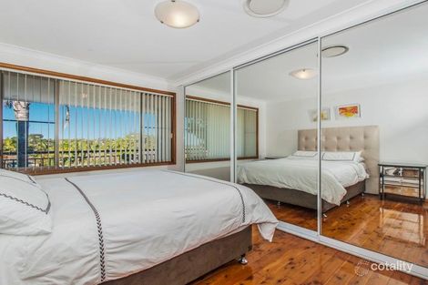 Property photo of 4 Poplar Avenue Unanderra NSW 2526