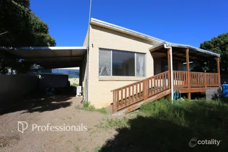 Property photo of 18 Ocean Street Sinclair WA 6450