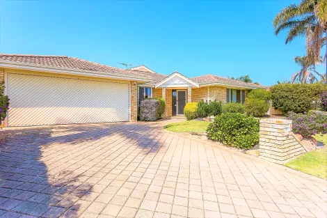 10 Halyard Way, Waikiki, WA 6169