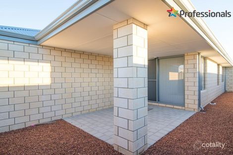 Property photo of 16 St Catharines Promenade Champion Lakes WA 6111