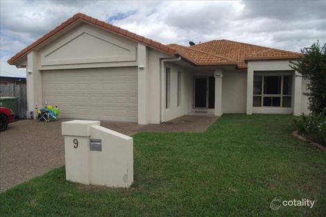 Property photo of 9 Bamboo Crescent Mount Louisa QLD 4814