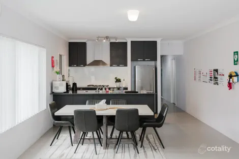 Property photo of 10 Le Souef Street Maddington WA 6109