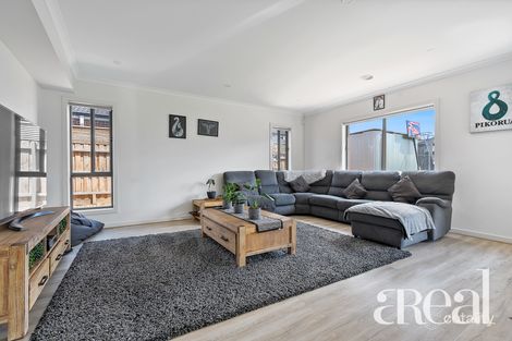 Property photo of 18 Brinkerhoff Crescent Point Cook VIC 3030