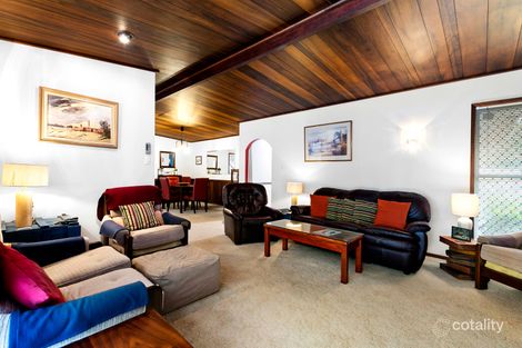 Property photo of 2 Kurrajong Crescent Point Vernon QLD 4655