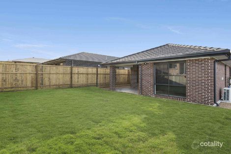 Property photo of 25 Honeyeater Street Bahrs Scrub QLD 4207