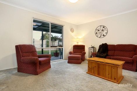 Property photo of 51 Johns Crescent Mount Evelyn VIC 3796