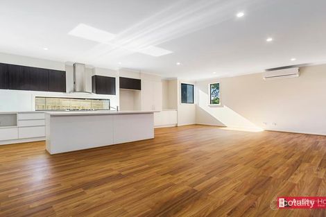 Property photo of 1/11 Pentlowe Avenue Templestowe Lower VIC 3107