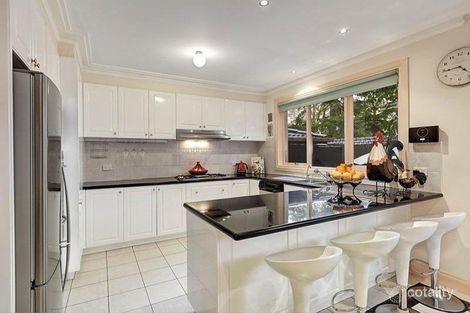 Property photo of 2/118 Parkhill Road Kew VIC 3101