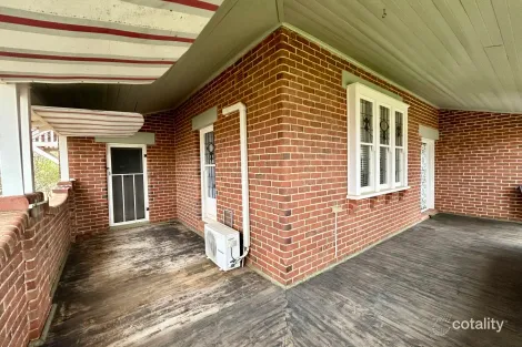Property photo of 59 Edwards Street Young NSW 2594