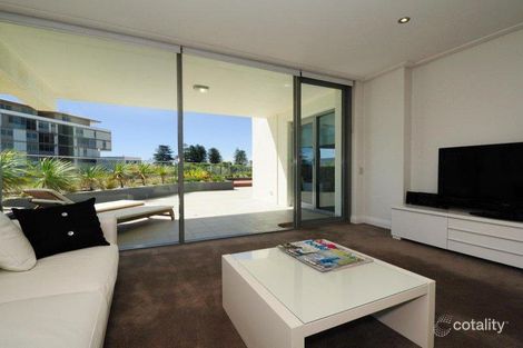 1/20 Enderby Cl, North Coogee, WA 6163