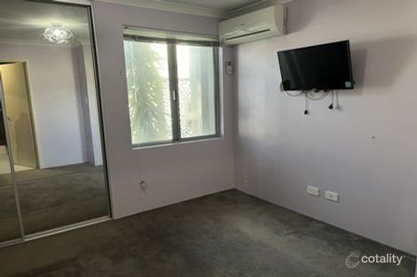Property photo of 1/18 Gowrie Approach Canning Vale WA 6155
