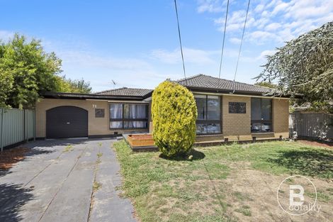 Property photo of 72 Grandview Grove Wendouree VIC 3355