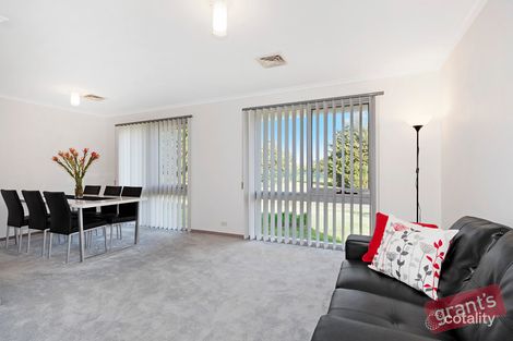 Property photo of 12 Rozzy Parade Narre Warren VIC 3805