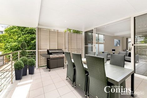 Property photo of 4/163 Central Avenue Indooroopilly QLD 4068