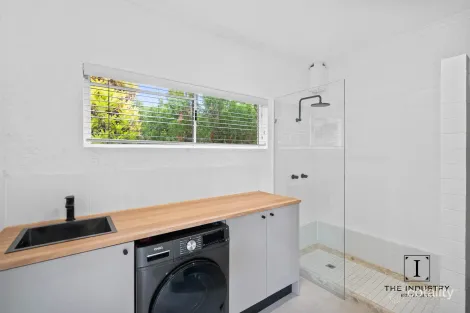 Property photo of 9-11 Wakunai Close Trinity Beach QLD 4879