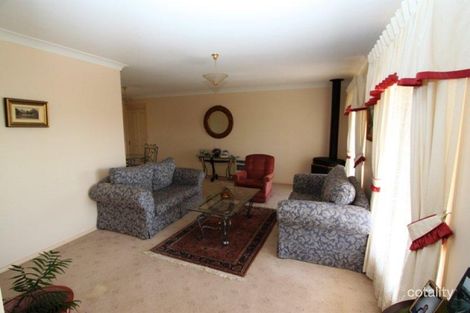 Property photo of 8 Cedar Drive Llanarth NSW 2795