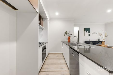 Property photo of 28 Capodanno Street Point Cook VIC 3030