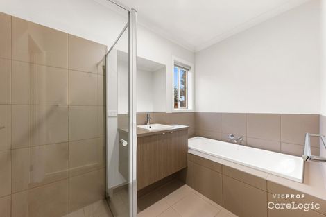 Property photo of 28 Capodanno Street Point Cook VIC 3030