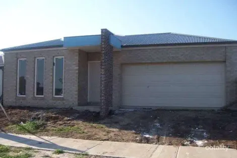 9 Bentley Dr, Deer Park, VIC 3023