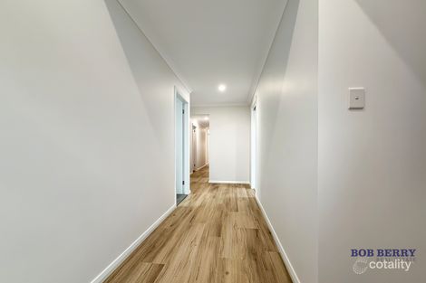 Property photo of 28 Stream Avenue Dubbo NSW 2830
