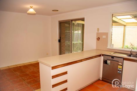 Property photo of 6 Lexcen Close Berwick VIC 3806