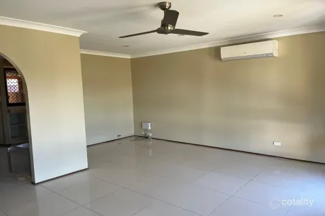 Property photo of 7 Blamey Place Doonside NSW 2767