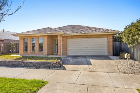 21 Sutcliffe St, Lucas, VIC 3350