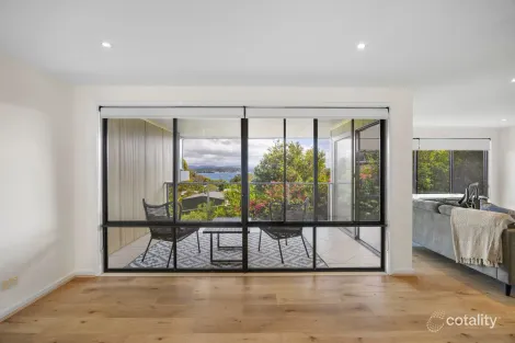 Property photo of 9 Crescent Road Wangi Wangi NSW 2267