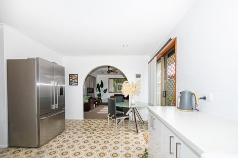 Property photo of 3 Grehan Crescent Mount Warren Park QLD 4207