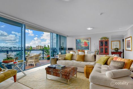 Property photo of 11/8 Goodwin Street Kangaroo Point QLD 4169