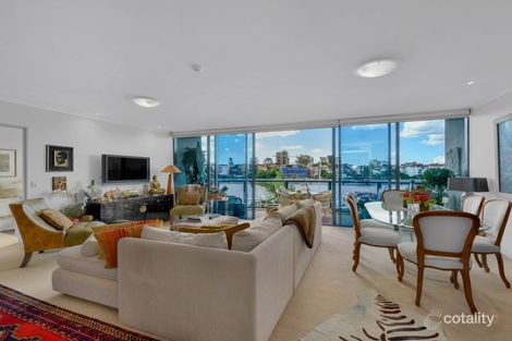 Property photo of 11/8 Goodwin Street Kangaroo Point QLD 4169