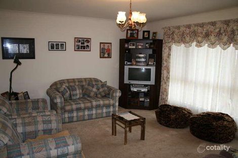 Property photo of 3 Taranaki Crescent Noarlunga Downs SA 5168