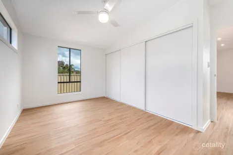 Property photo of 63 Ironbark Street Elanora QLD 4221