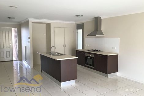 Property photo of 4 Sullivan Circuit Orange NSW 2800
